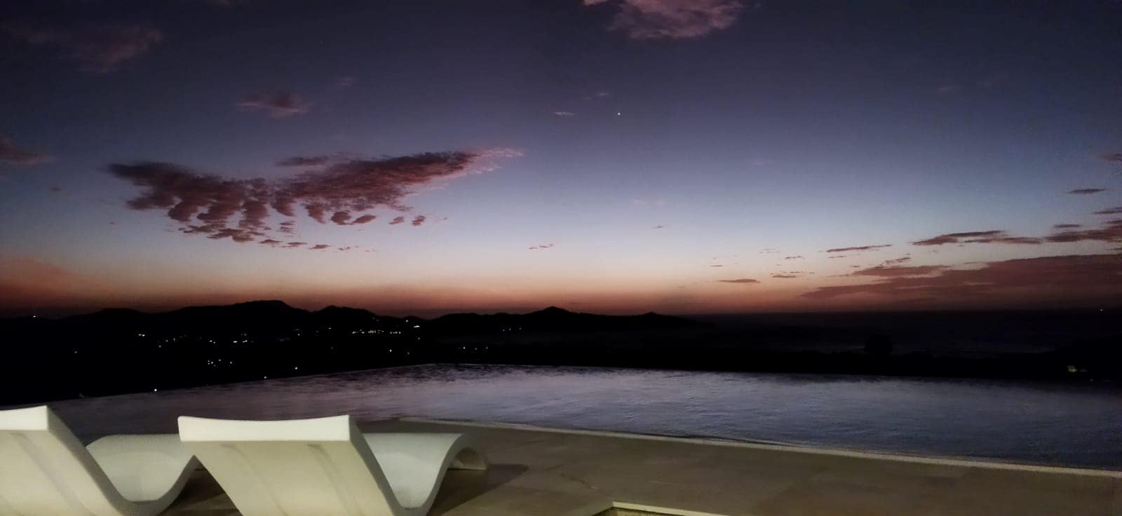 Angel wings Casa Infinita